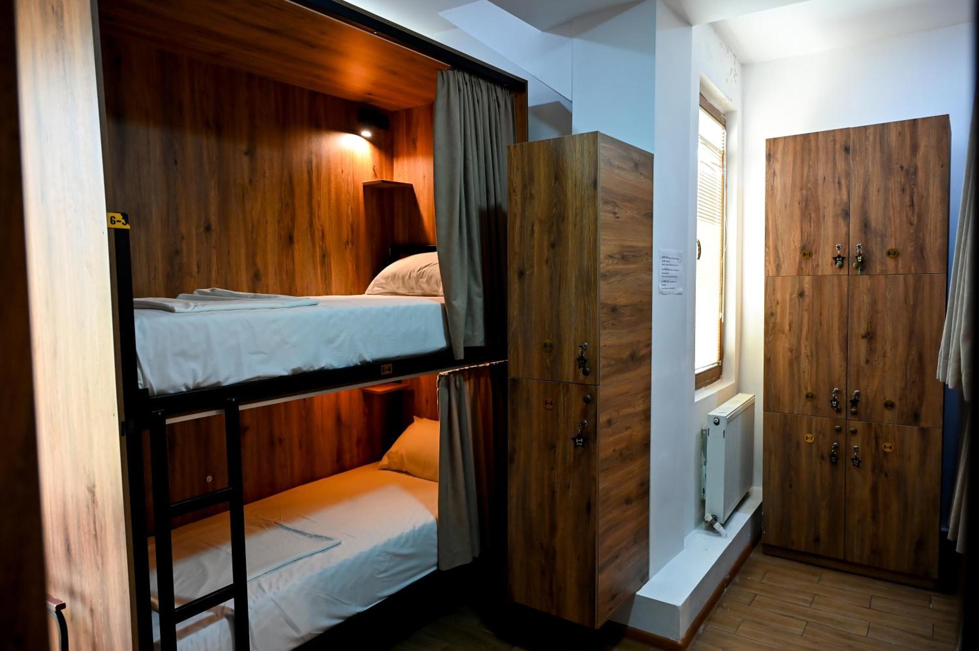 Starhostel Kutaisi Zewnętrze zdjęcie