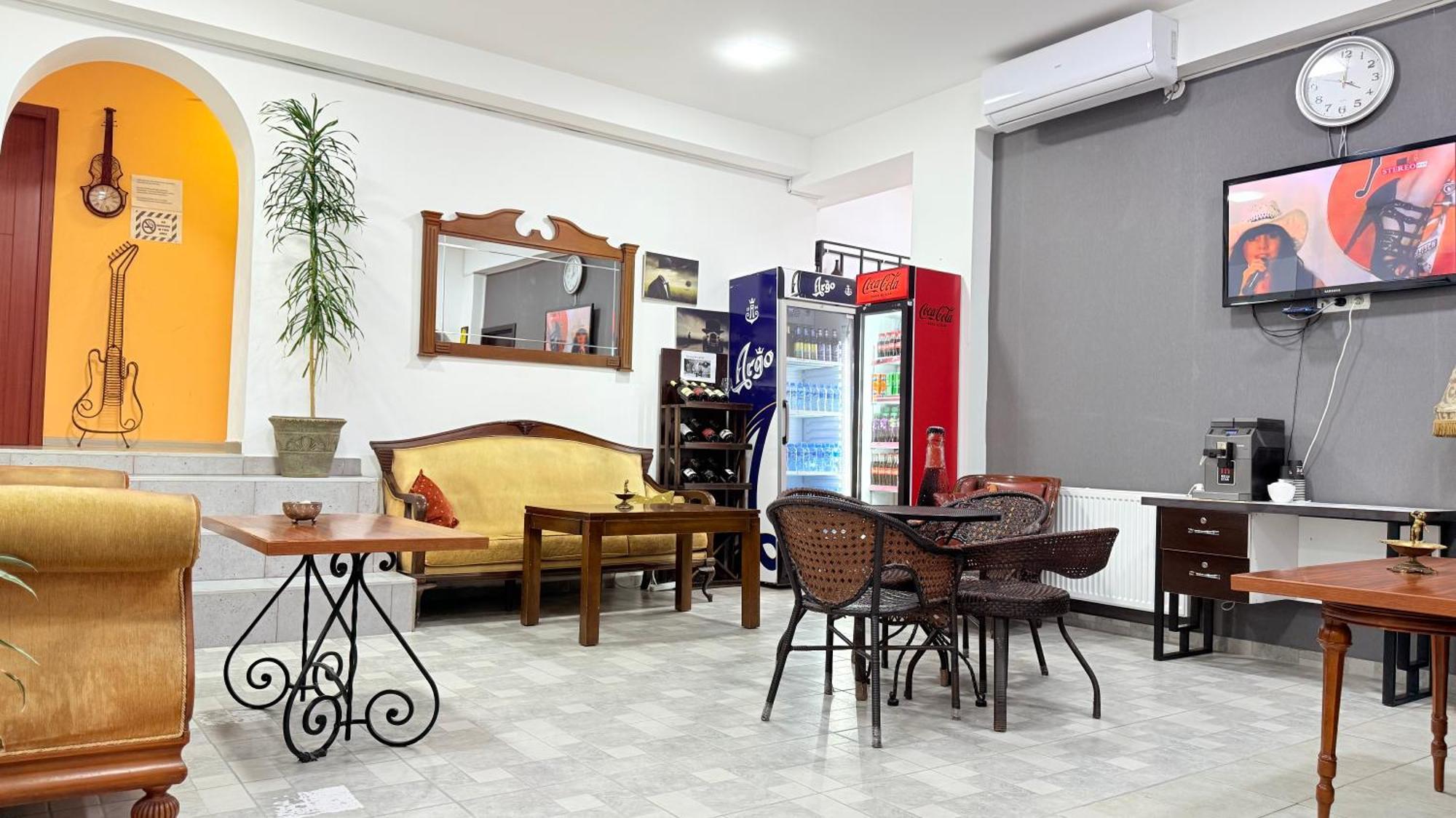 Starhostel Kutaisi Zewnętrze zdjęcie