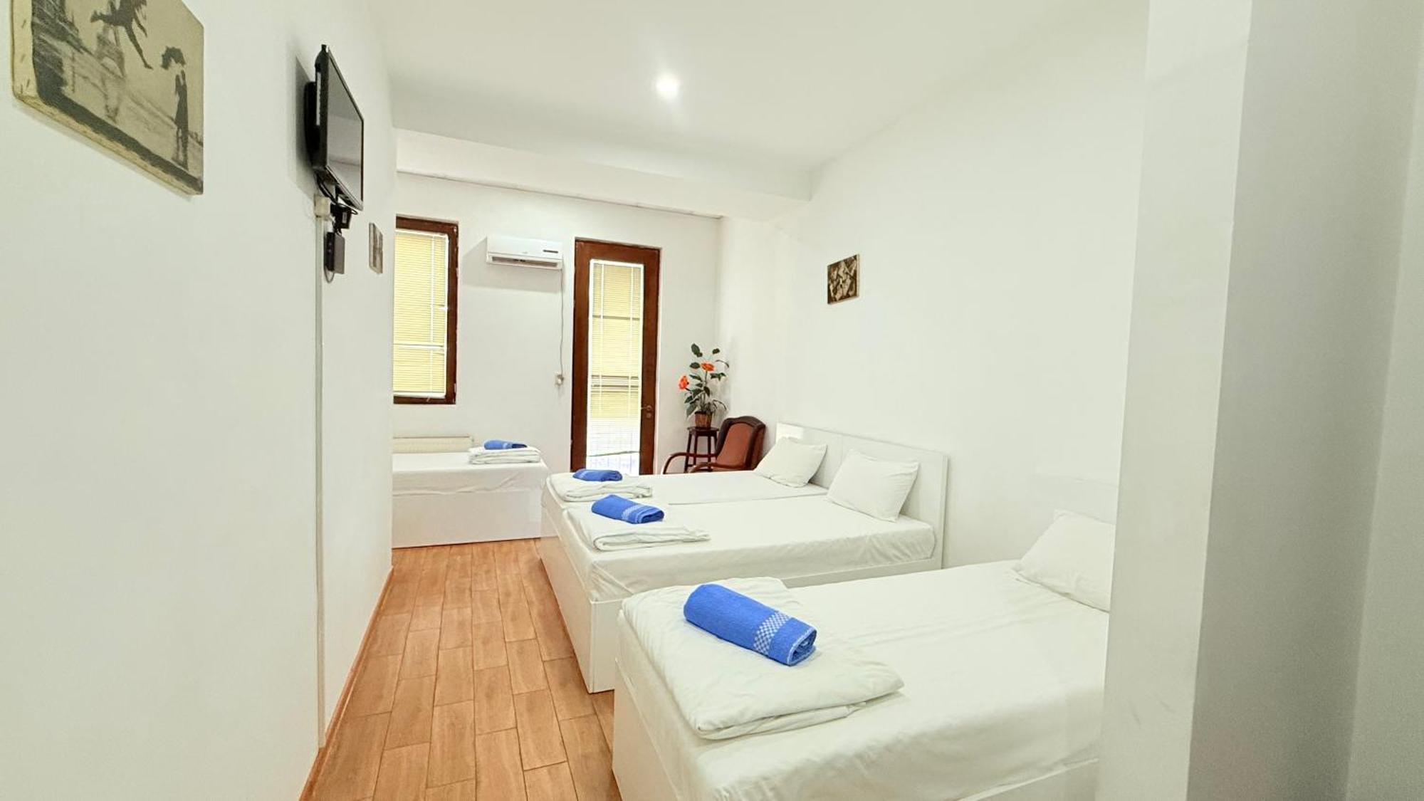 Starhostel Kutaisi Zewnętrze zdjęcie