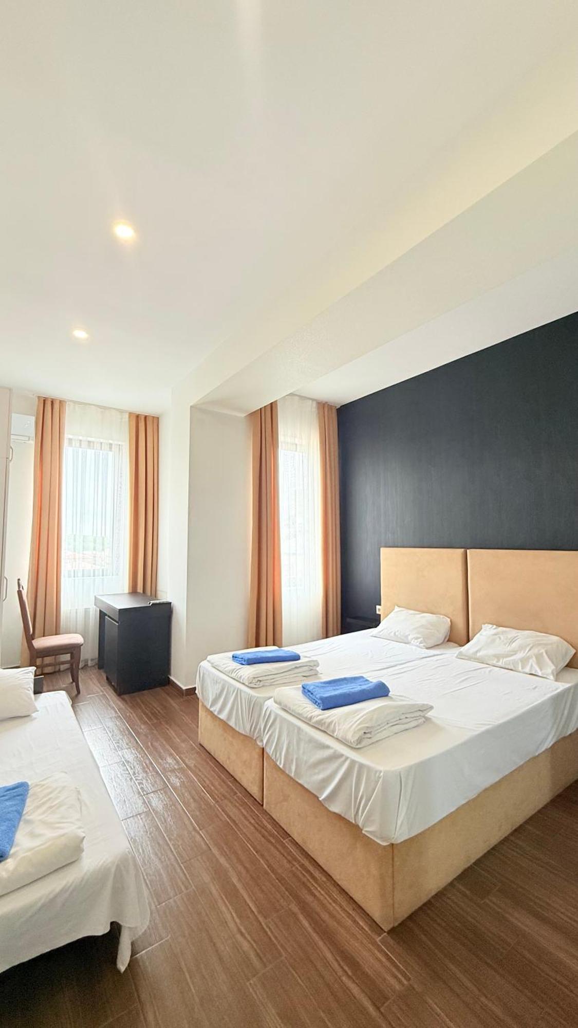 Starhostel Kutaisi Zewnętrze zdjęcie