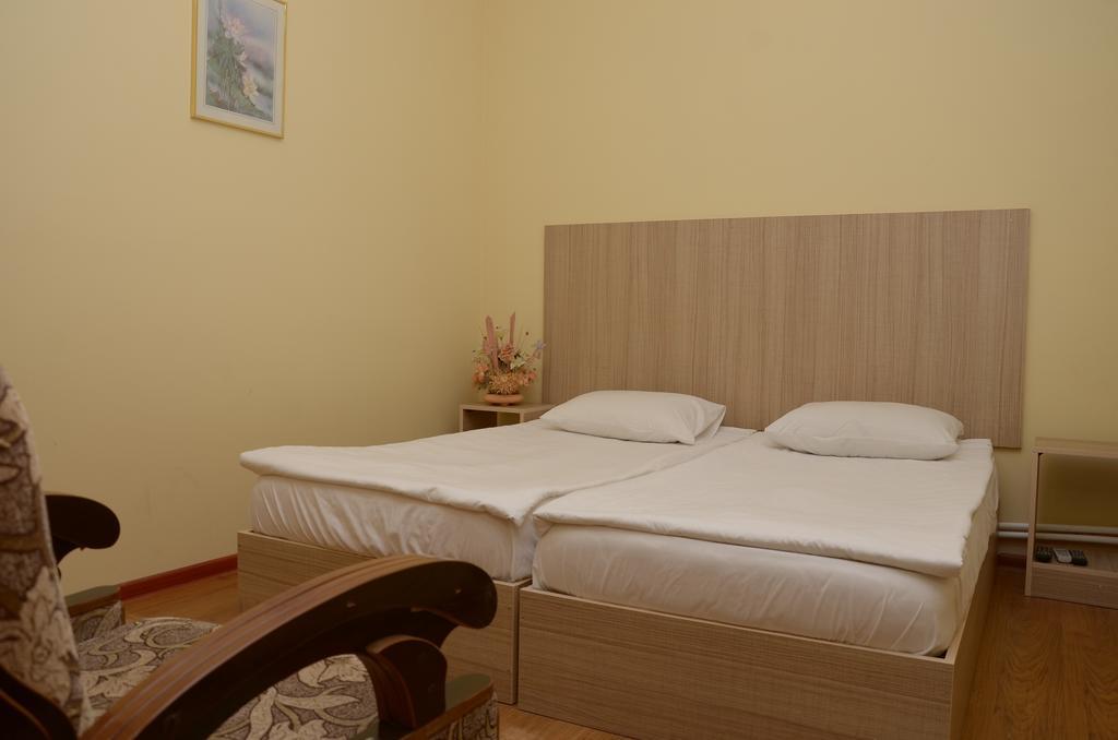 Starhostel Kutaisi Zewnętrze zdjęcie